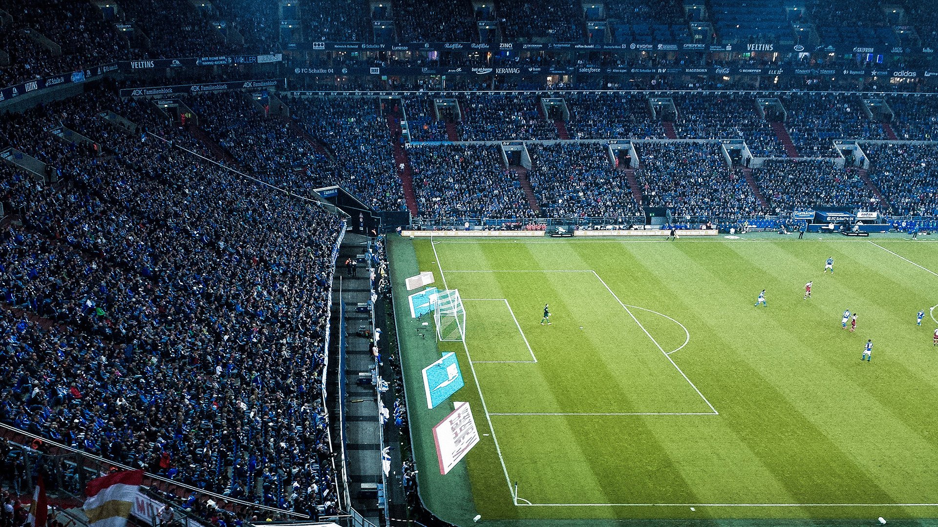 临场应变:天气突变带来的战术博弈,临场变化